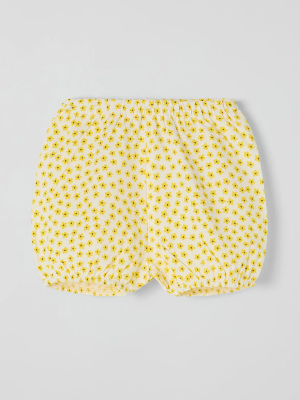Set med blus och shorts