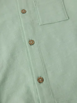 Set med skjorta och shorts