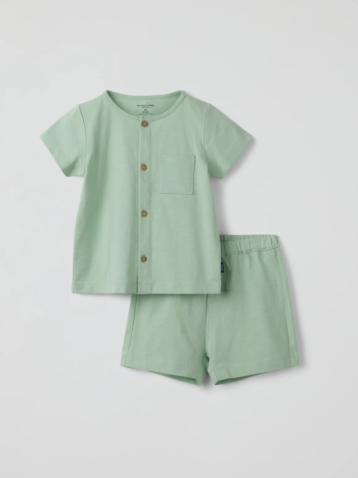 Set med skjorta och shorts